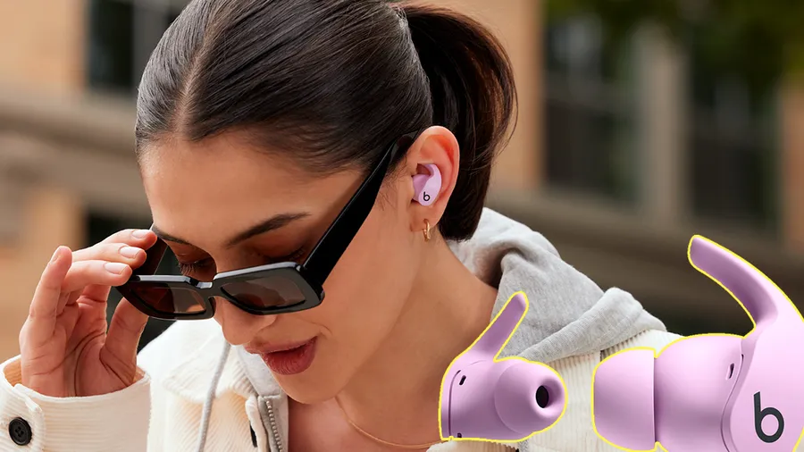 Beats quiere que uses tus audífonos TODO el día, por eso creó los Beats Fit Pro