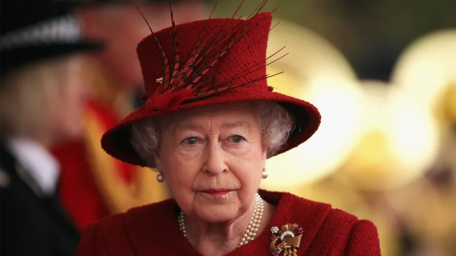 reina isabel covid