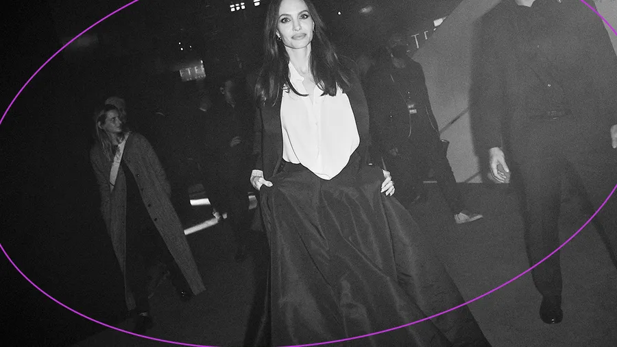 Angelina Jolie acusa a Brad Pitt de ahorcar a uno de sus hijos.