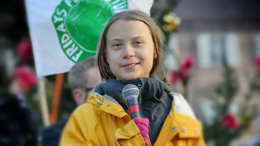 greta thunberg andrew tate arresto caja pizza trolleo twitter