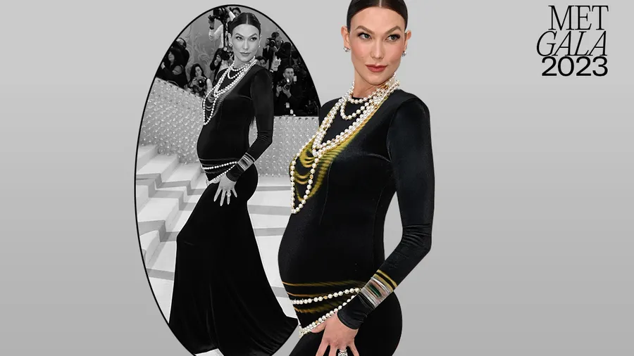 Karlie Kloss presume su baby bump en la Met Gala 2023.