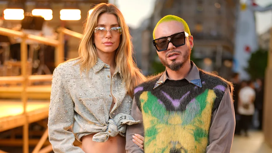 El latino gang se apodera del debut de Pharrell Williams.