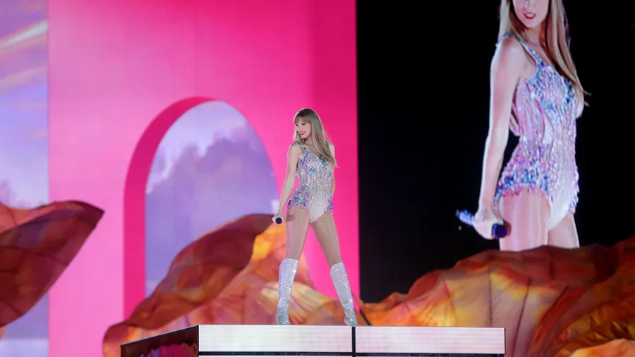 Taylor Swift | The Eras Tour - Glendale, AZ