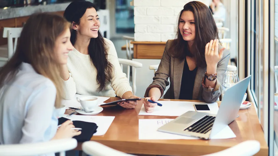 Mediante Mujeres al Mundo, HSBC México quiere ser tu aliado estratégico y acompañarte de forma integral en diversas etapas de tu vida.