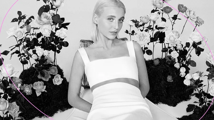 EMMA-CHAMBERLAIN-LANCOME.jpg