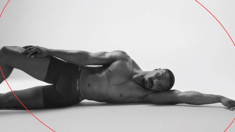 Calvin Klein presenta a Michael B. Jordan como la estrella de su campaña.