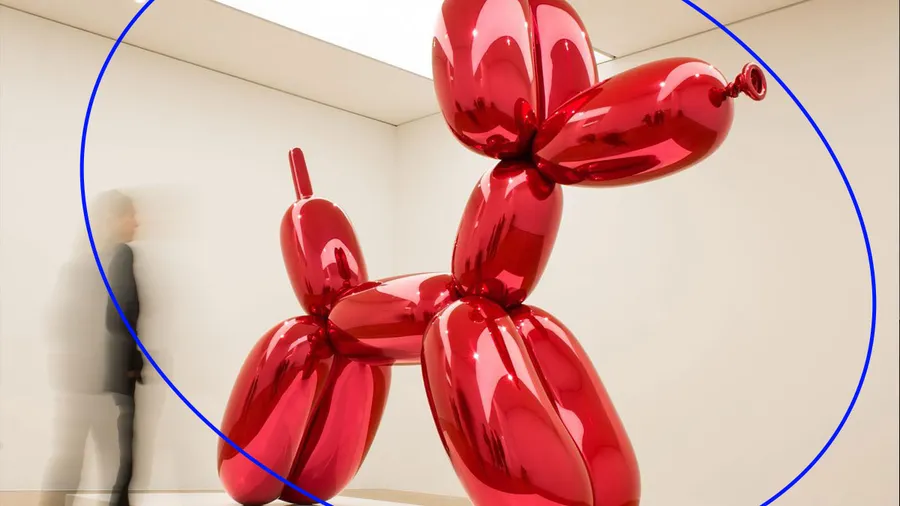 Te contamos todo sobre la visitante que rompió una escultura de Jeff Koons en una feria de arte en Miami.