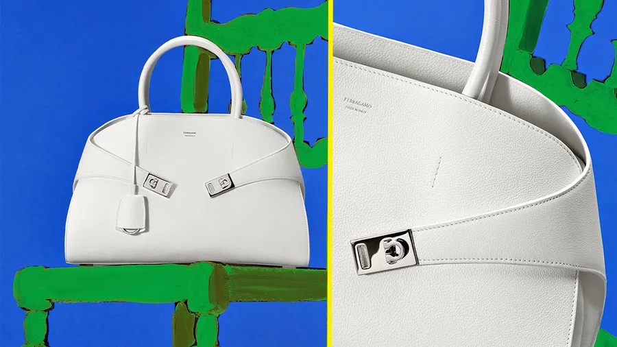 Esta es el nuevo bolso icónico de Ferragamo: Hug Bag