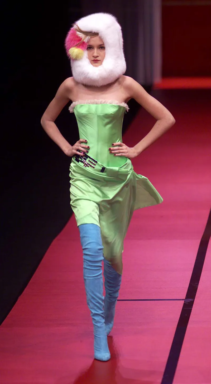 Christian Lacroix Collection Autumn/winter 2001/2 Paris Fashion Week.