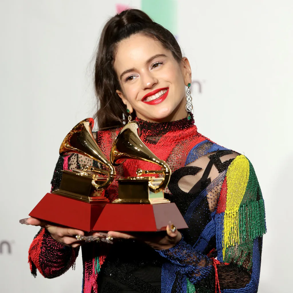 The 19th Annual Latin GRAMMY Awards - Social