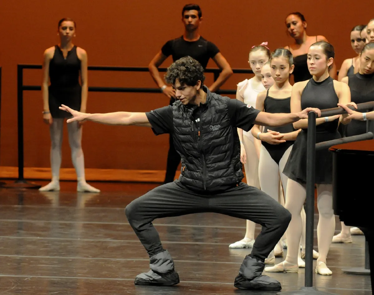 Clase_Magistral_de_Isaac_Hernandez_Cenart_ALR_2650b