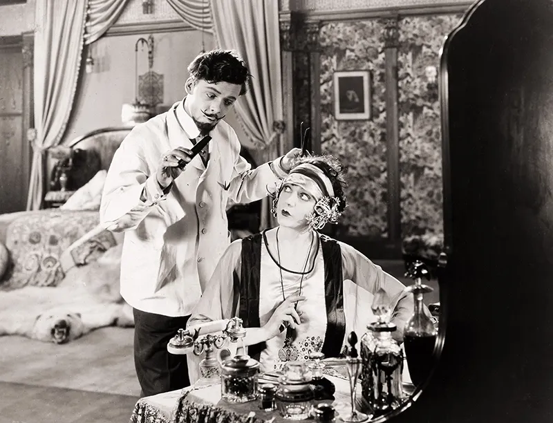 Film: The White Moth, 1924.