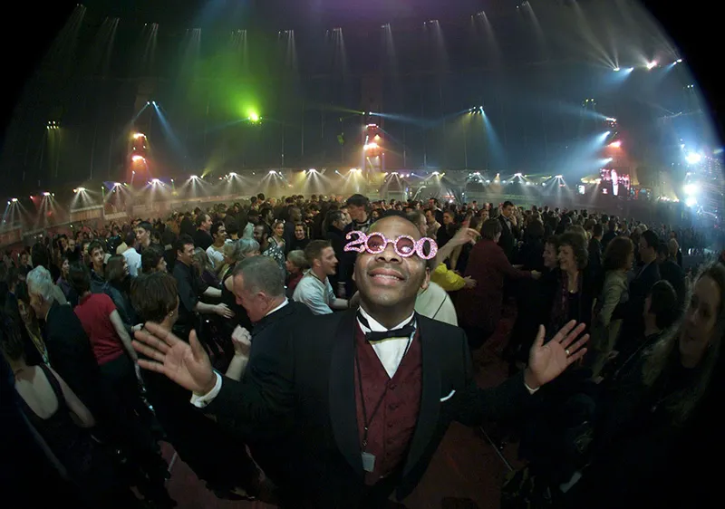 2000 NEW YEAR CELEBRATIONS - 01 JAN 2000