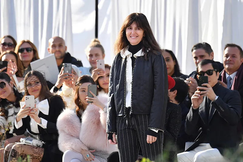 Virginie Viard deja Chanel tras 5 años a la cabeza