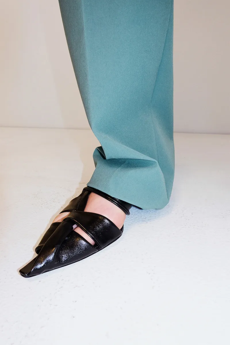 PF20_LOOK 04A_W_rgb_UC920136