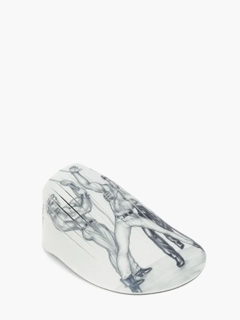 jw-anderson-tom-of-finland-3