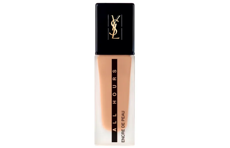 bases-piel grasa-mate-complexion-piel-cobertura-poros-ysl.jpg