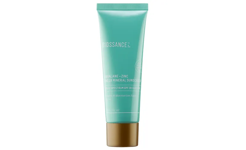 Biossance Squalane + Zinc Sheer Mineral Sunscreen SPF 30 / PA +++ ($700, sephora.com.mx)