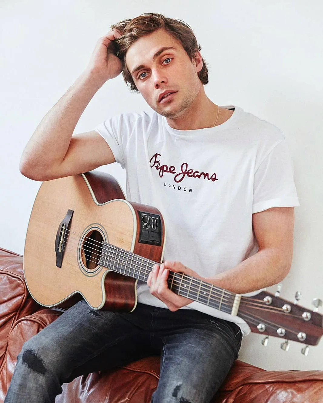 Byron Langley de 27 años interpreta a Warren en The Kissing Booth