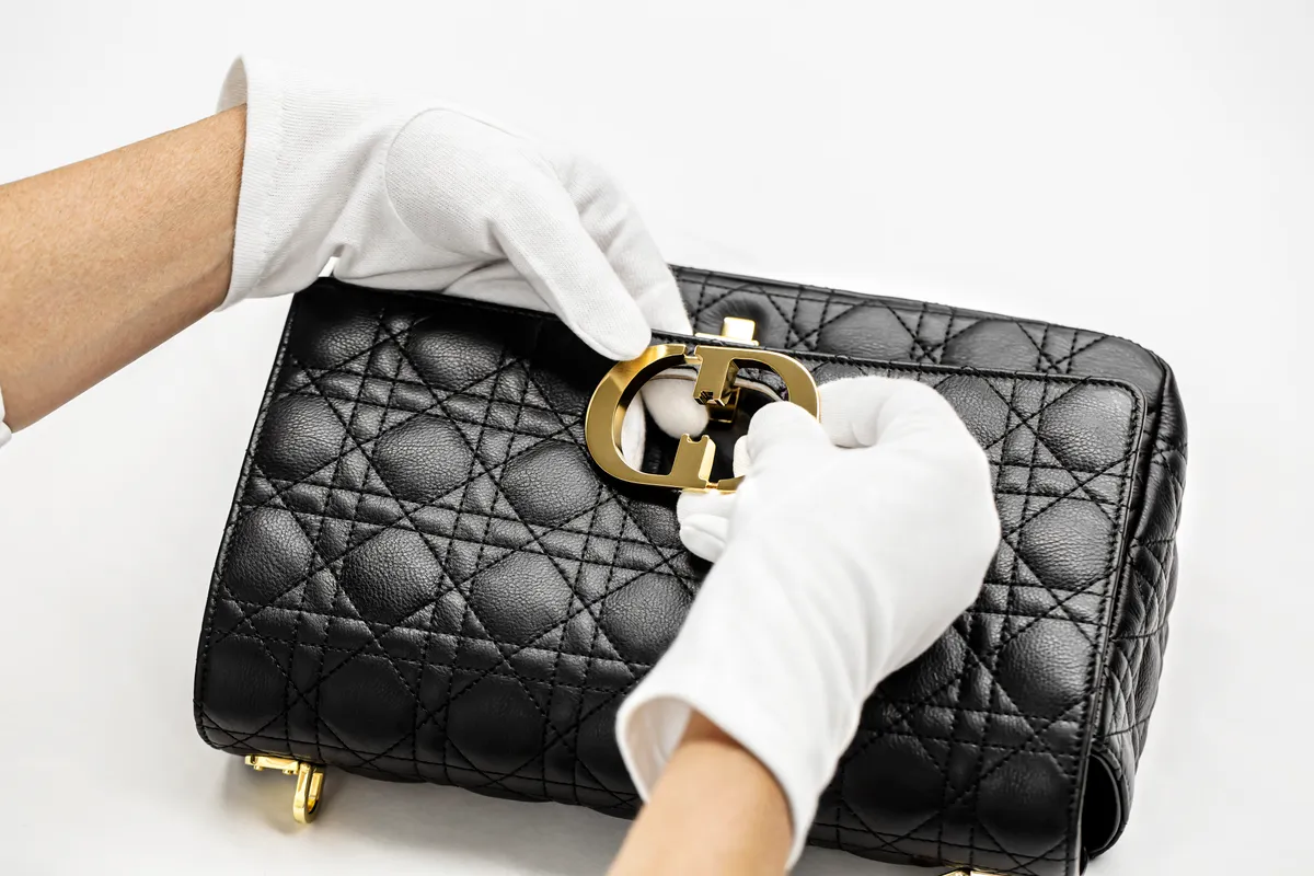 DIOR_CARO_BAG_©POL_BARIL_13.jpg