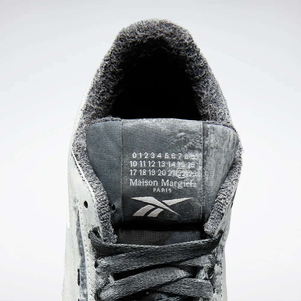 Classic Leather Tabi Bianchetto, Maison Margiela x Reebok