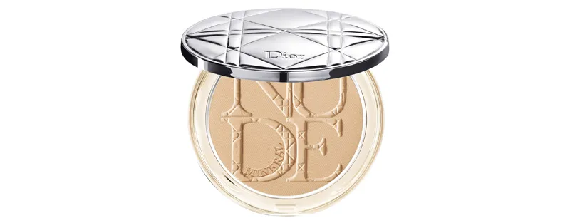 Dior DiorSkin Mineral Nude Matte Perfecting Powder ($1,080, sephora.com.mx)