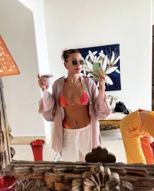 hailey-bieber-bikini.jpg