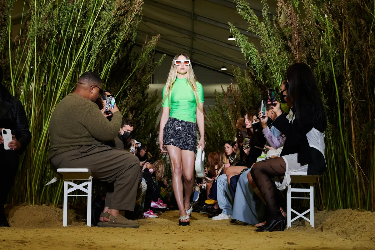 Coperni : Runway - Paris Fashion Week - Womenswear Spring Summer 2022