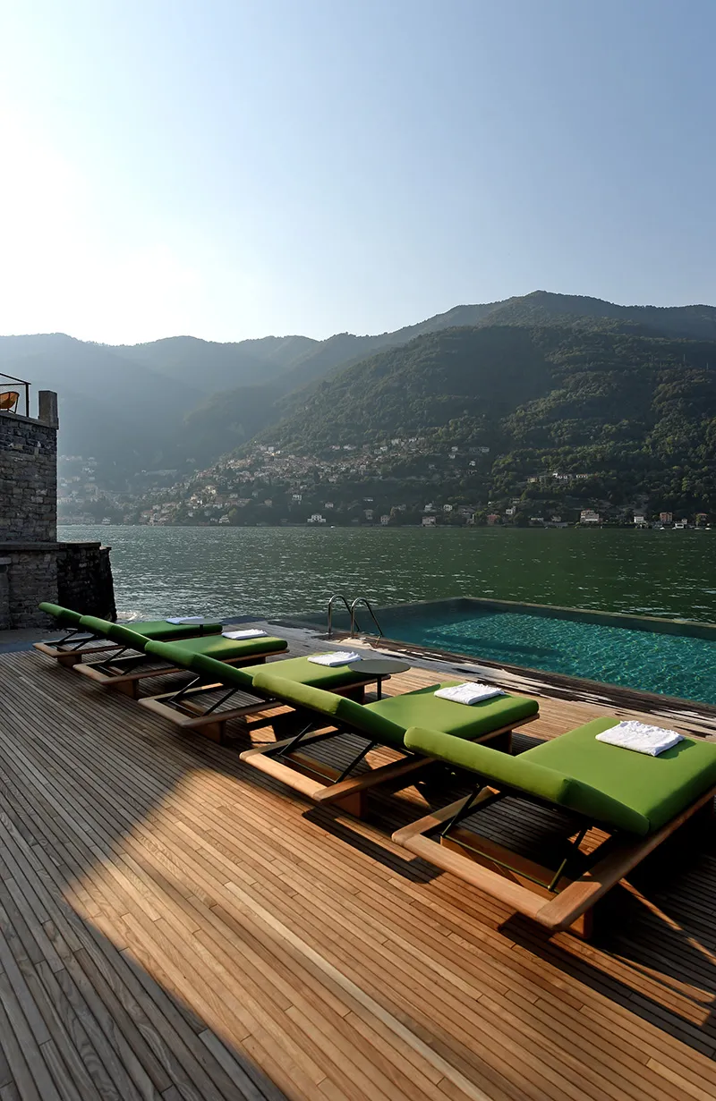 il sereno lago di como