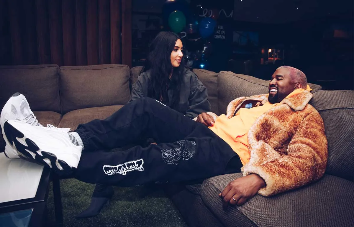 kanye-controla-makeup-kim