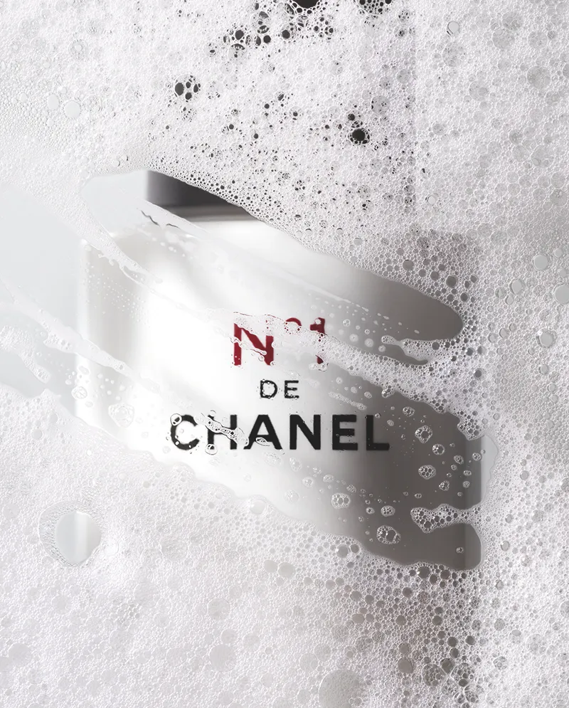 2-chanel-numero 1-n 1-skincare-maquillaje-fragancia-innovador-sustentable-camelia-camelia roja-anti edad-crema-suero.jpg