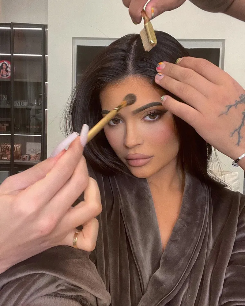 kylie jenner reina instagram record mujer 300 millones seguidores