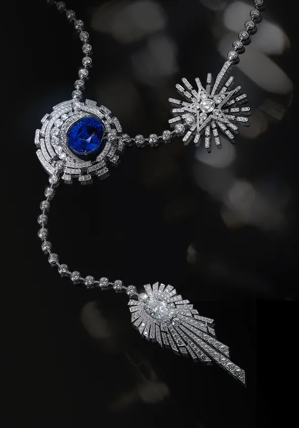 collar chanel corazon mar