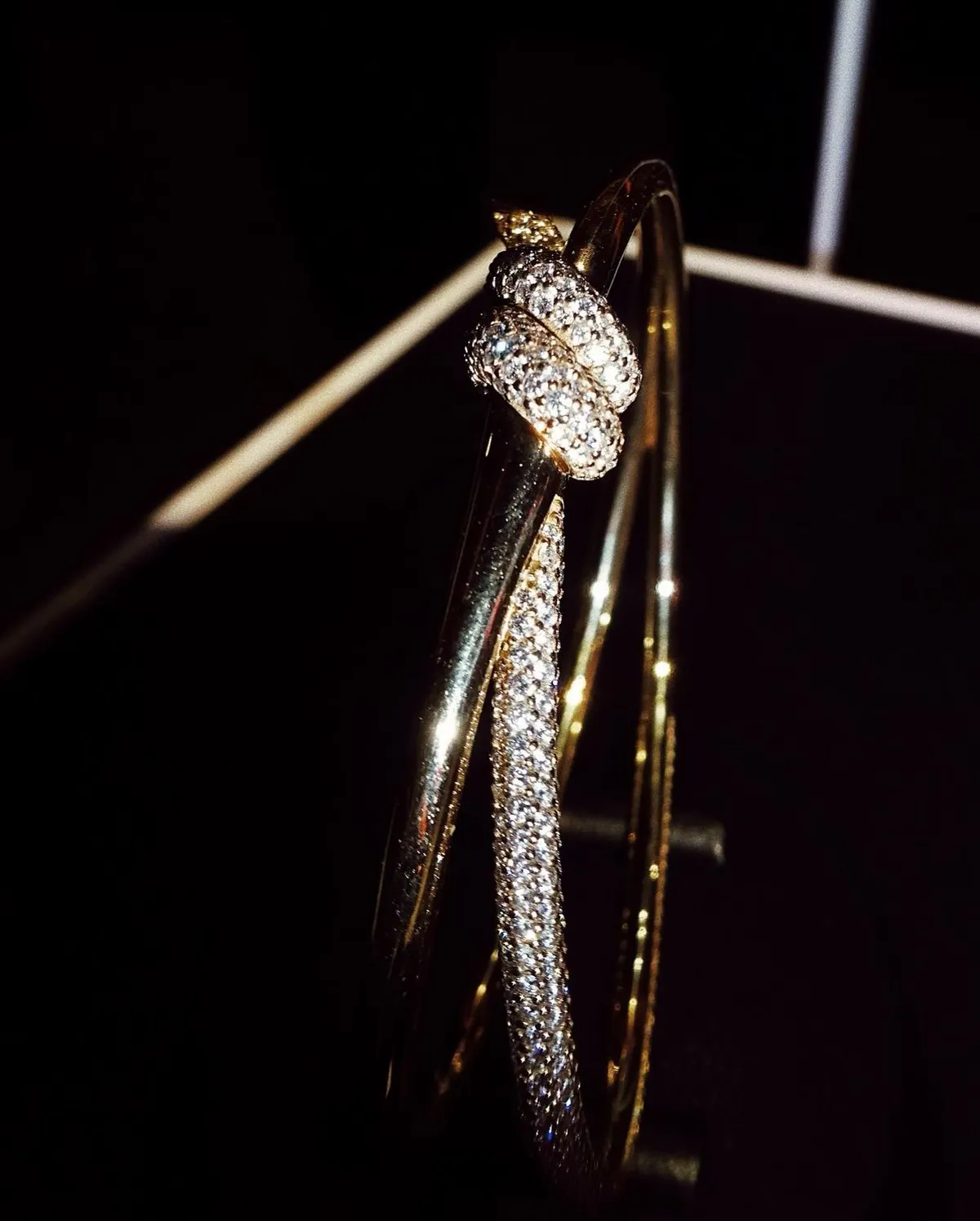 tiffany-knot-2.jpeg