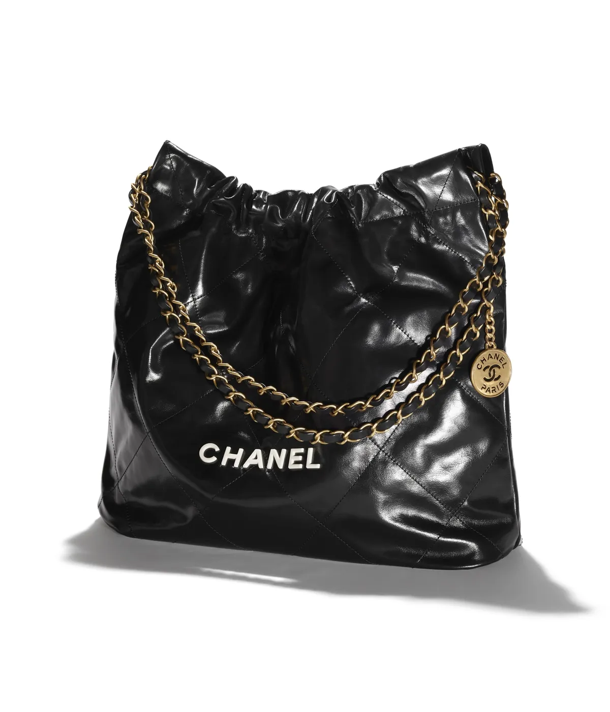 chanel_the-chanel-22-bag-in-black-shiny-leather-and-metal-as3261-b08038-94305-LD.jpg