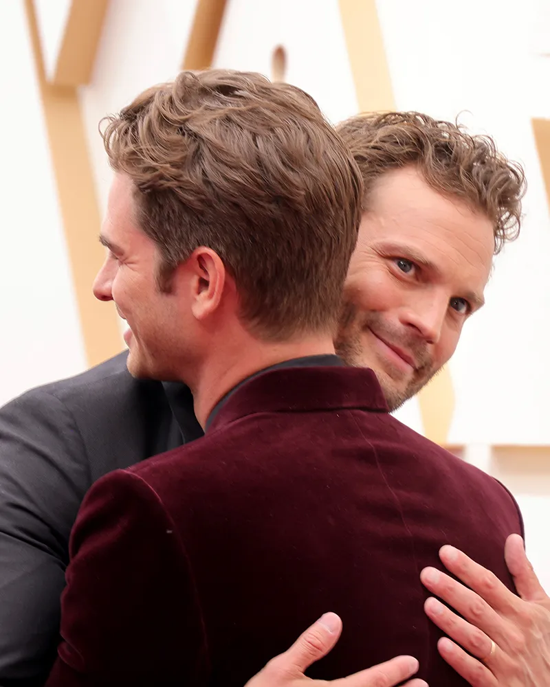 Andrew-Garfield-Jamie-Dornan-Oscar-2022.jpg