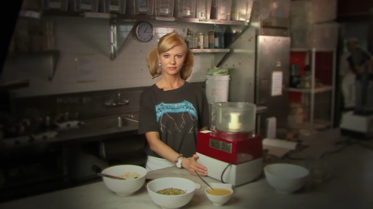 BadVegan_Fame.Fraud.Fugitives._LimitedSeries_Episode1_00_02_00_16.png