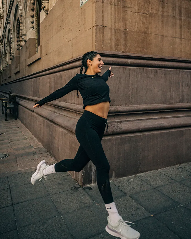 juntas-estamos-listas-campaña-nike-2022-cdmx-hablemos-de-moda-elle-podcast-1.jpg