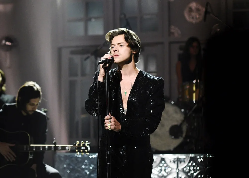 look-3-harry-styles