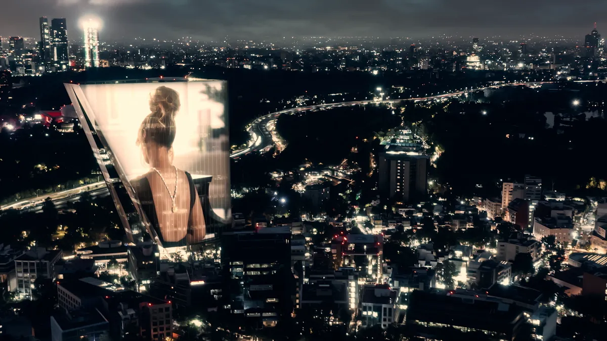MASTER_Tiffany_16x9_Beyonce_2.png