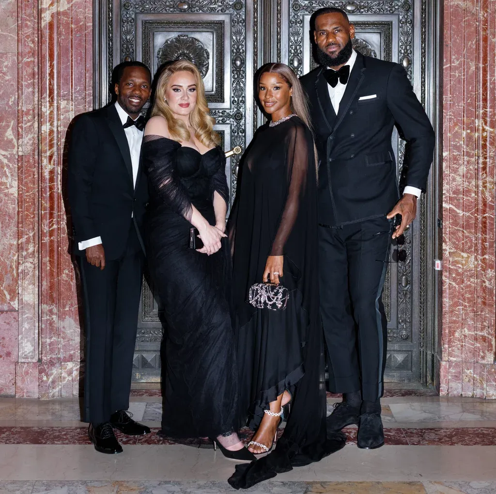 Adele usa Alexander McQueen en boda
