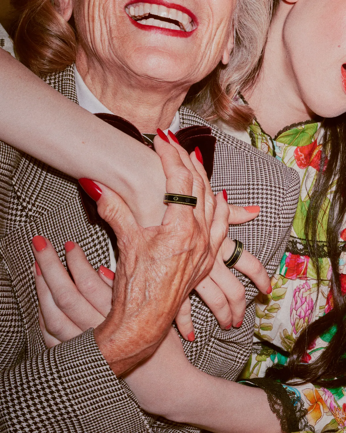 GUCCI-X-ŌURA-anillo-inteligente-2.jpg