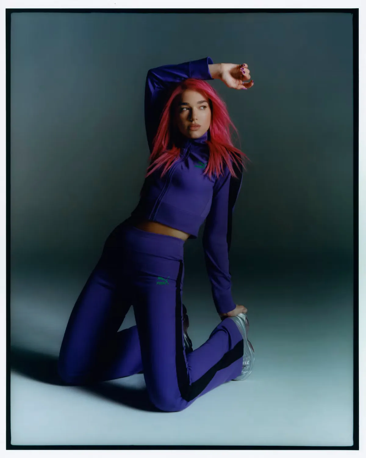 dua-lipa-puma-flutur2-colección-rave-3.jpg