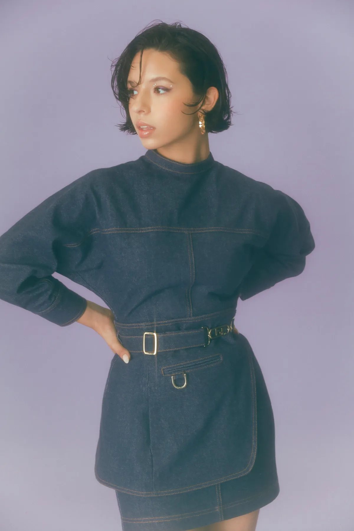 ELLE-247-COVER STORY-2.jpg