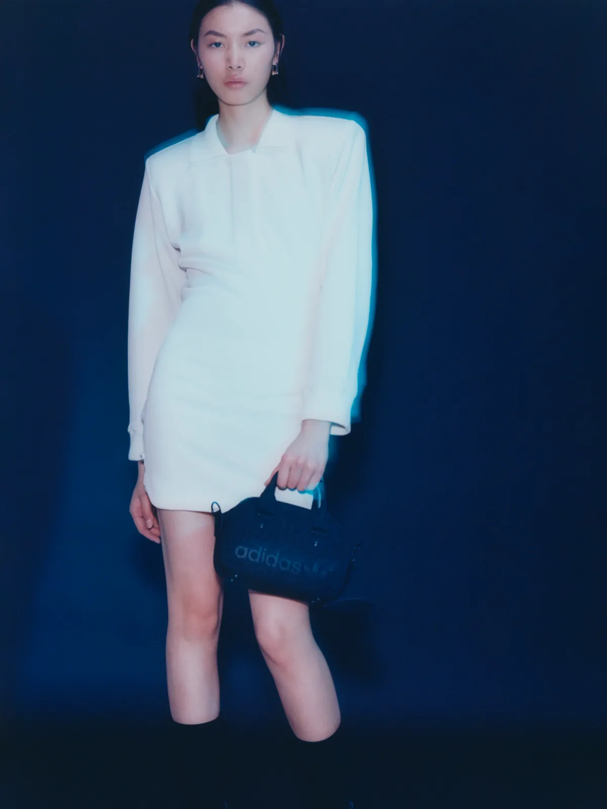 +PR-FW22_ORIGINALS_BLUEVERSION_MAINCAMPAIGN_LOOK3_2.jpg