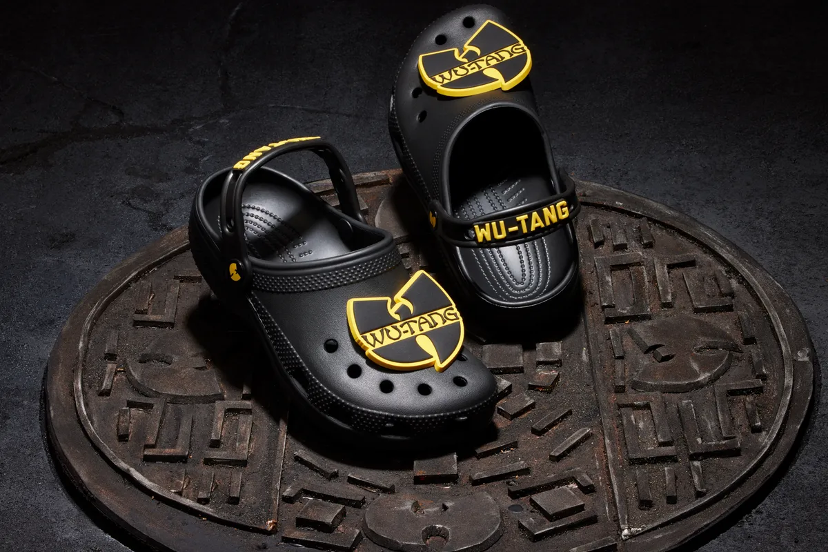 S2_2022_Wutang_Static_Horizontal_Adult_Clog_01.jpg