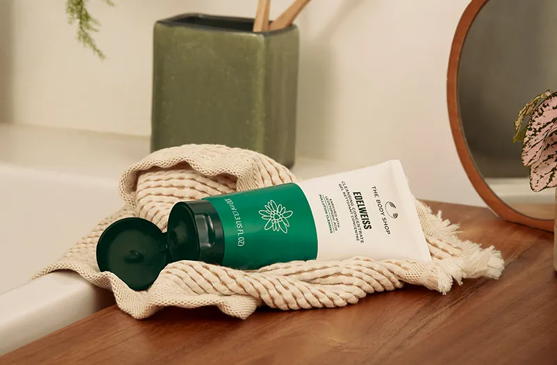 2-edelweiss-the body shop-linea-skincare-anti edad-piel.jpg