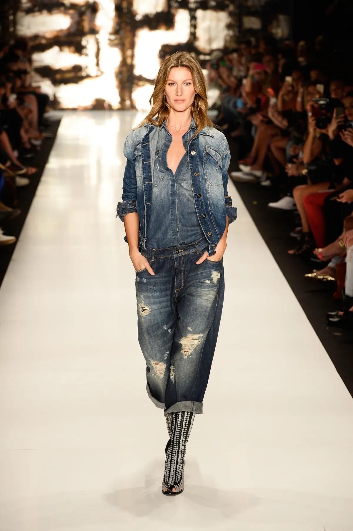 Colcci - Runway - SPFW Winter 2015