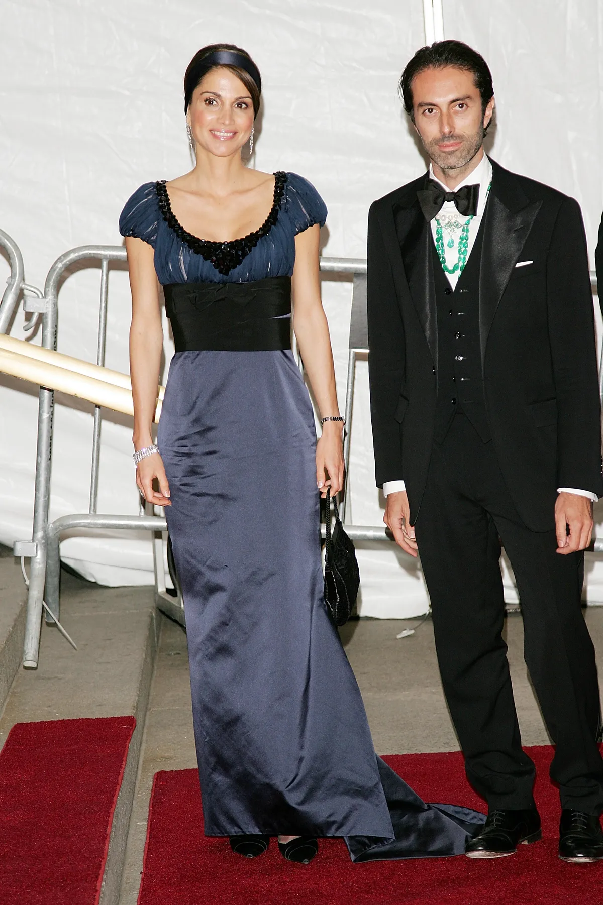 Reina rania de Jordania met gala