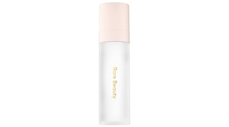 RARE BEAUTY-spray fijador-piel-maquillaje-acabado-fijar-prolongar-makeup-base.jpg